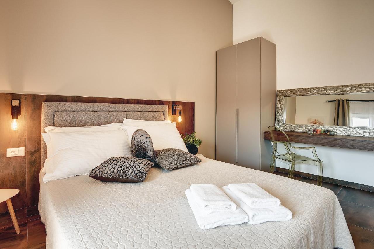 Vila Una With Private Pool Near Rovinj - Open 2022 Rovinjsko Selo Luaran gambar