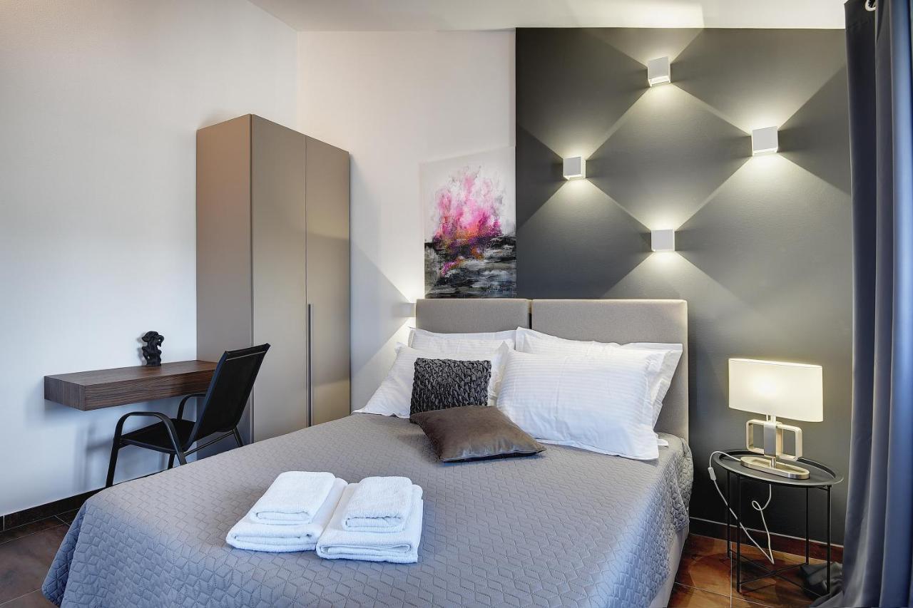 Vila Una With Private Pool Near Rovinj - Open 2022 Rovinjsko Selo Luaran gambar